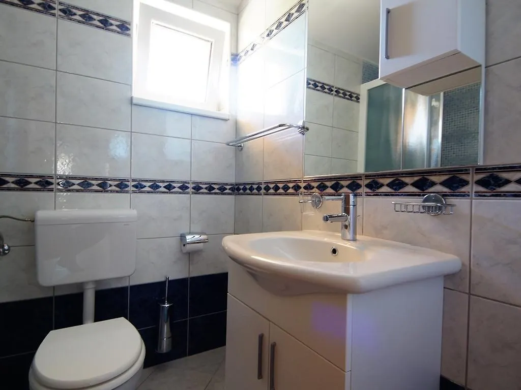 Apartment Malinska 33